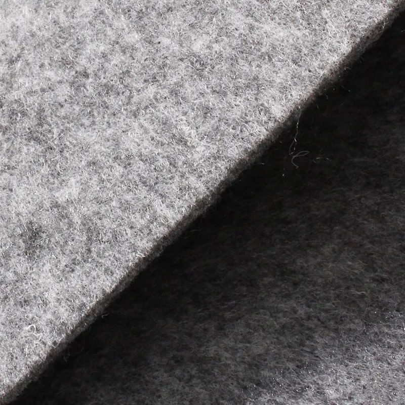alfombra-gris-claro