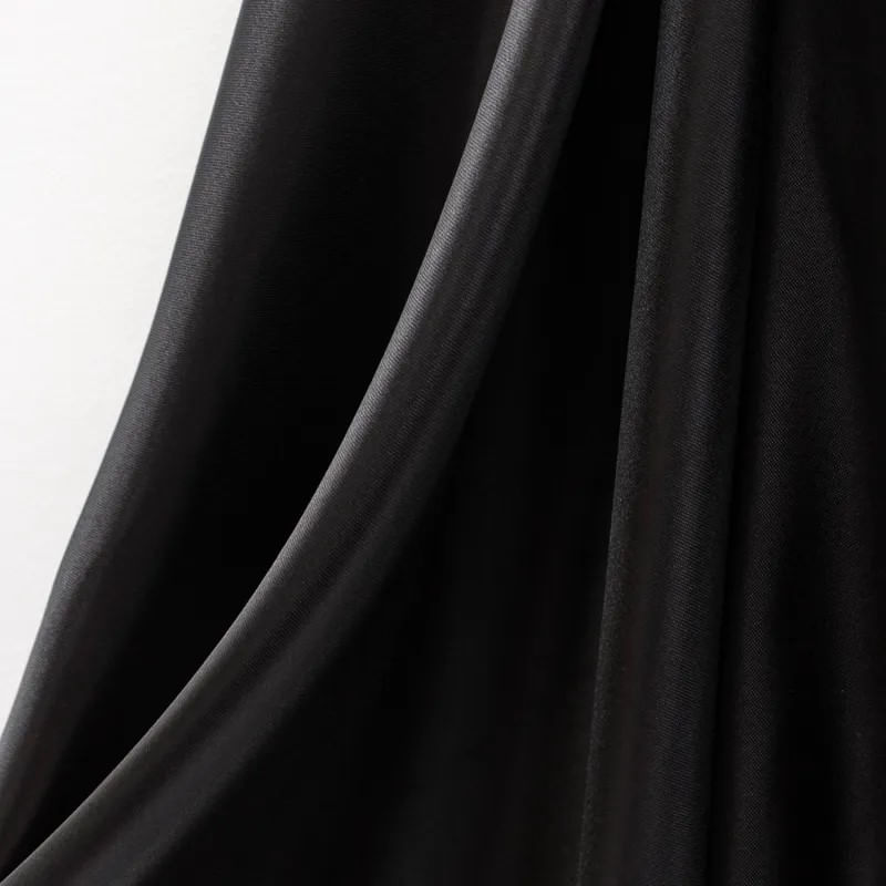 raso-saten-negro